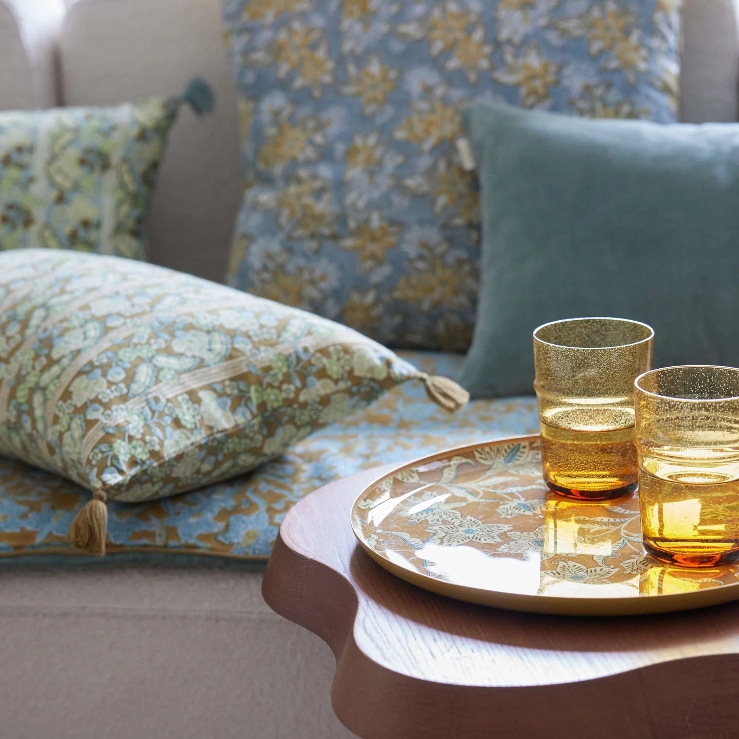 Plateau fleurs rond absynthe L