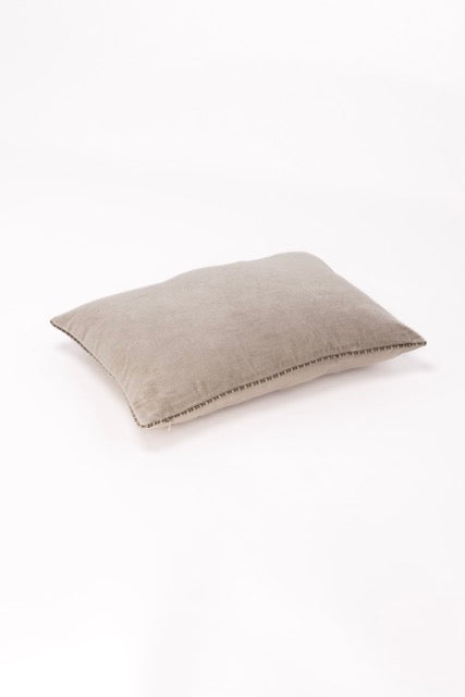 Coussin velours sable