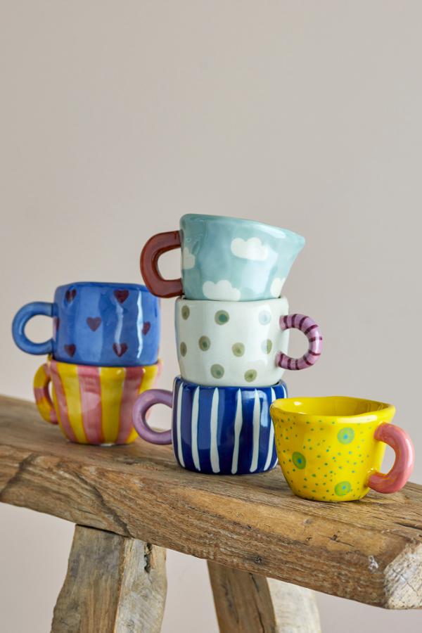 Tasse jaune et rose