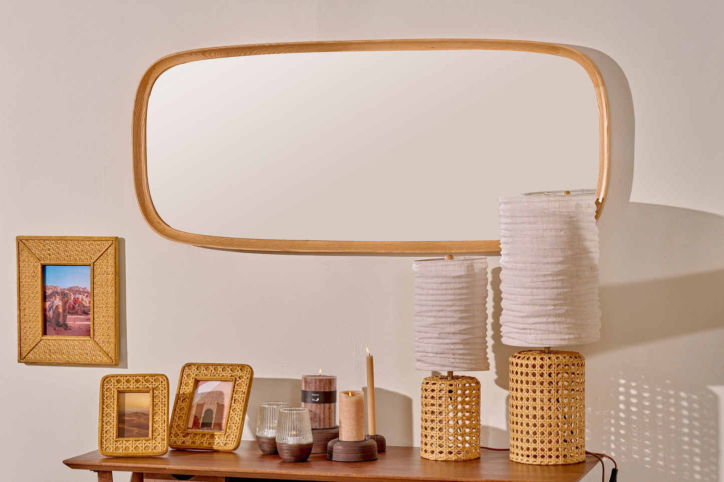 Lampe canage rotin