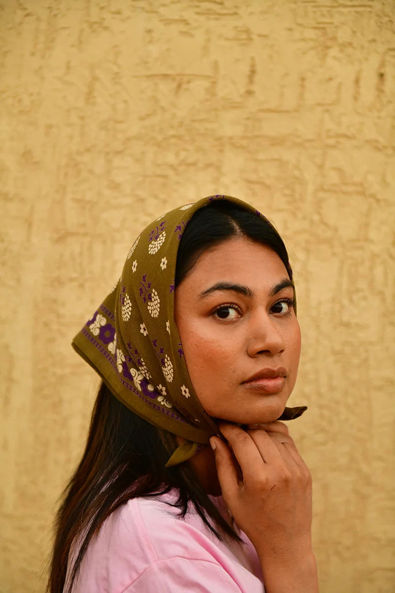 Foulard indien olive