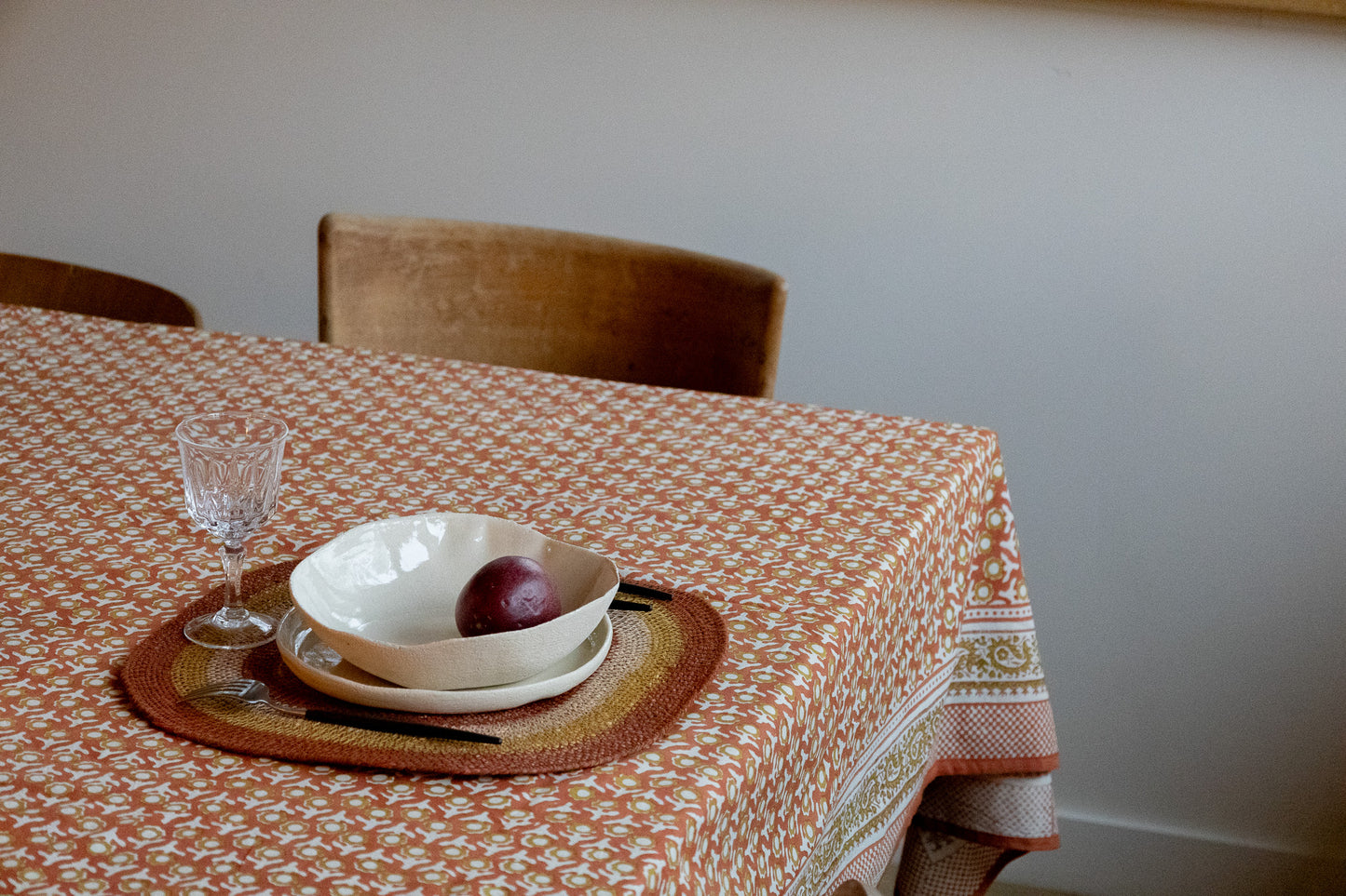Nappe à motifs rouille / plusieurs tailles