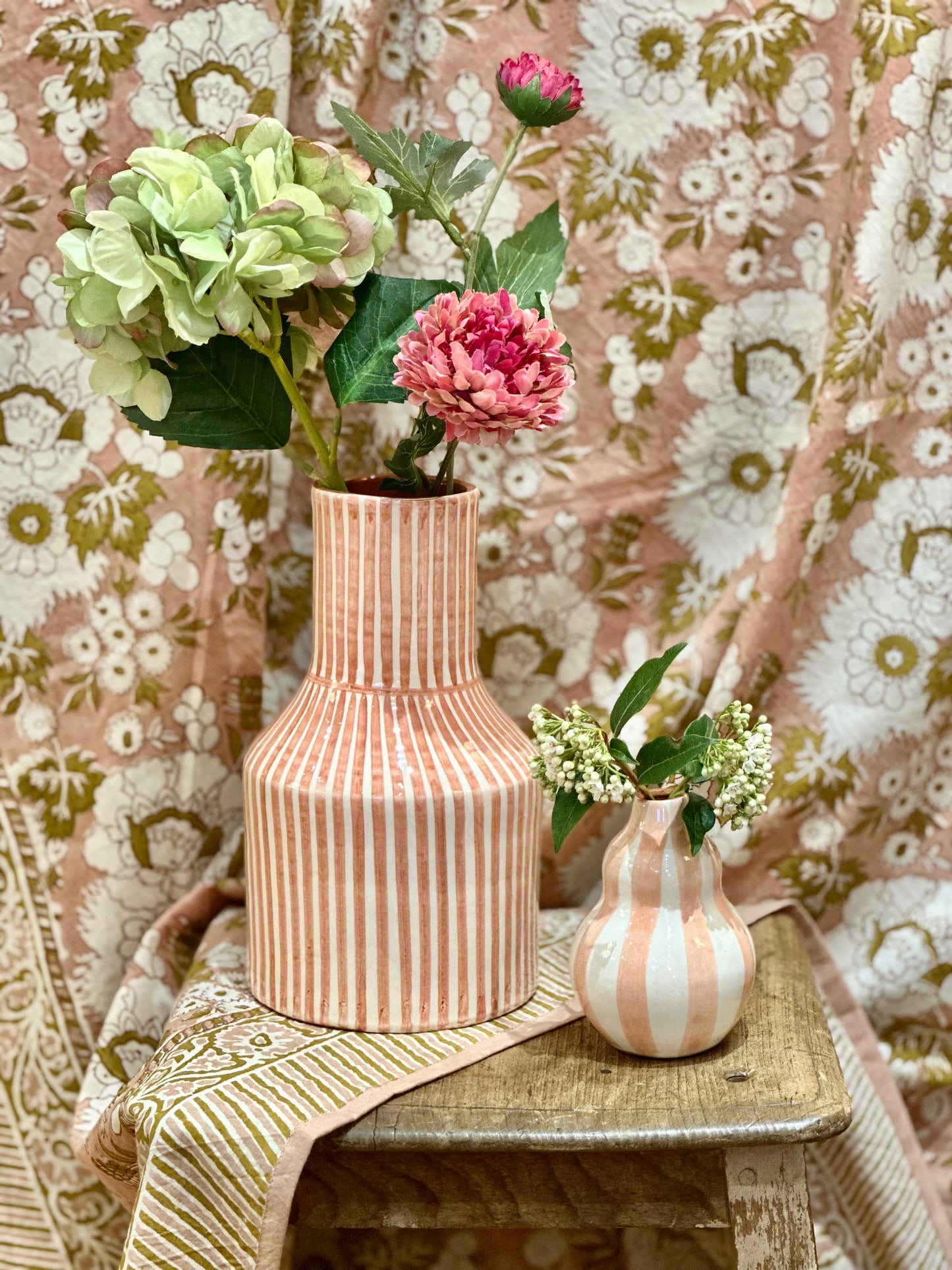 Vase carafe terracotta L