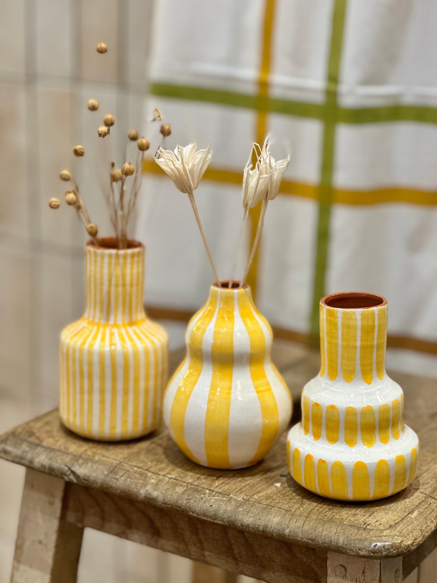 Vase carafe jaune S