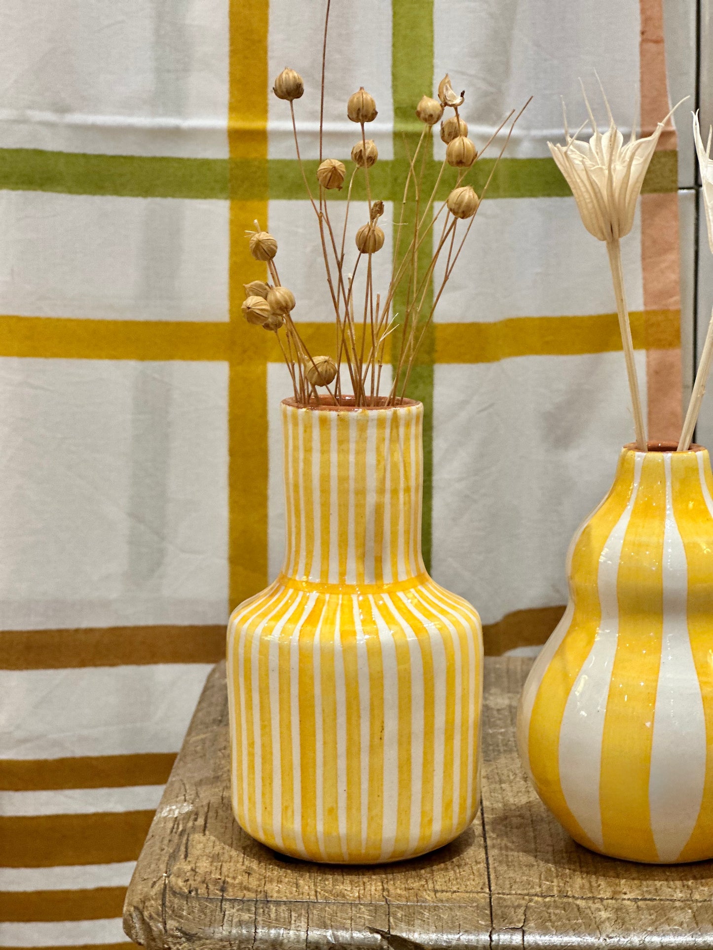 Vase carafe jaune S