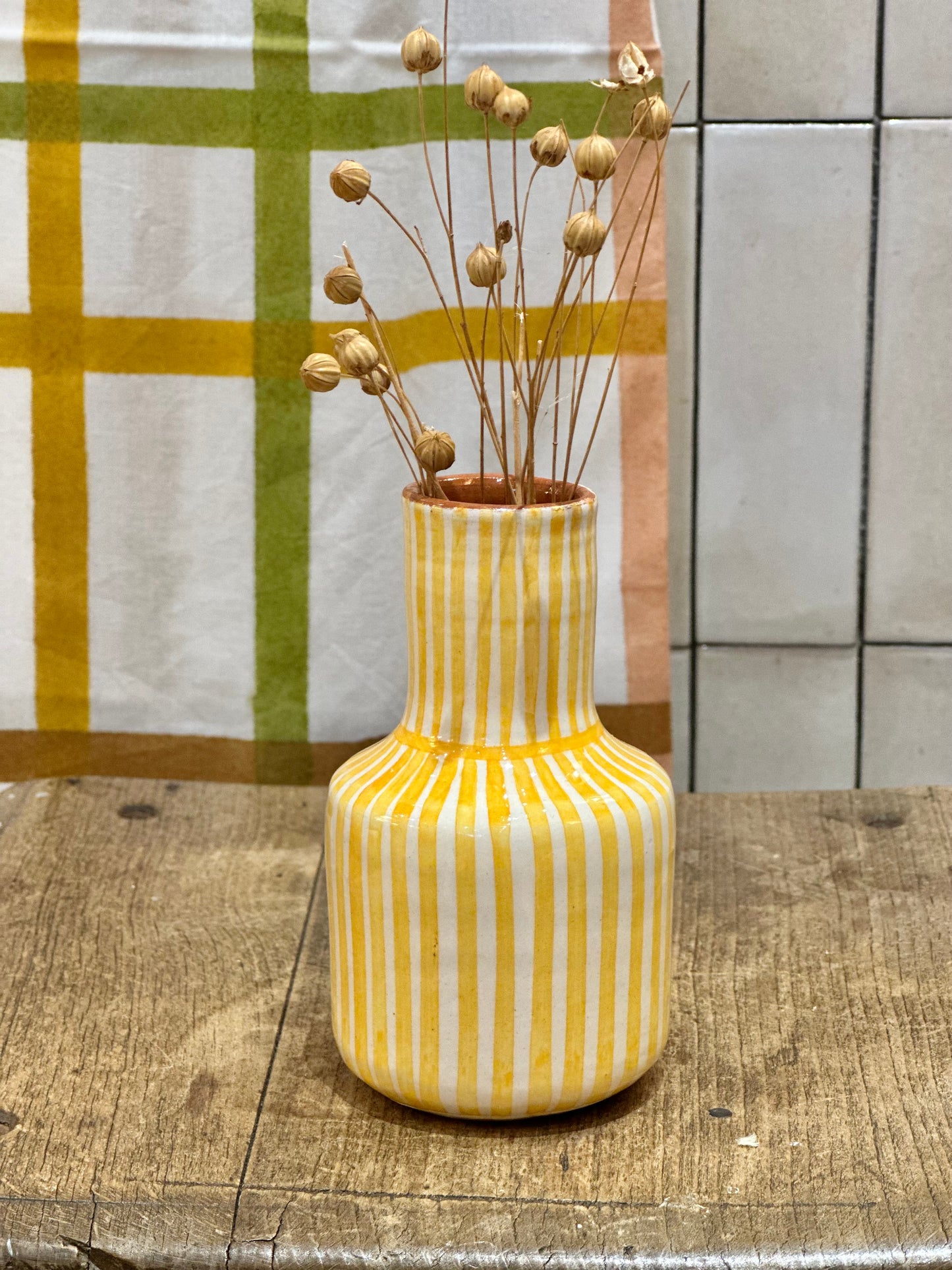 Vase carafe jaune S