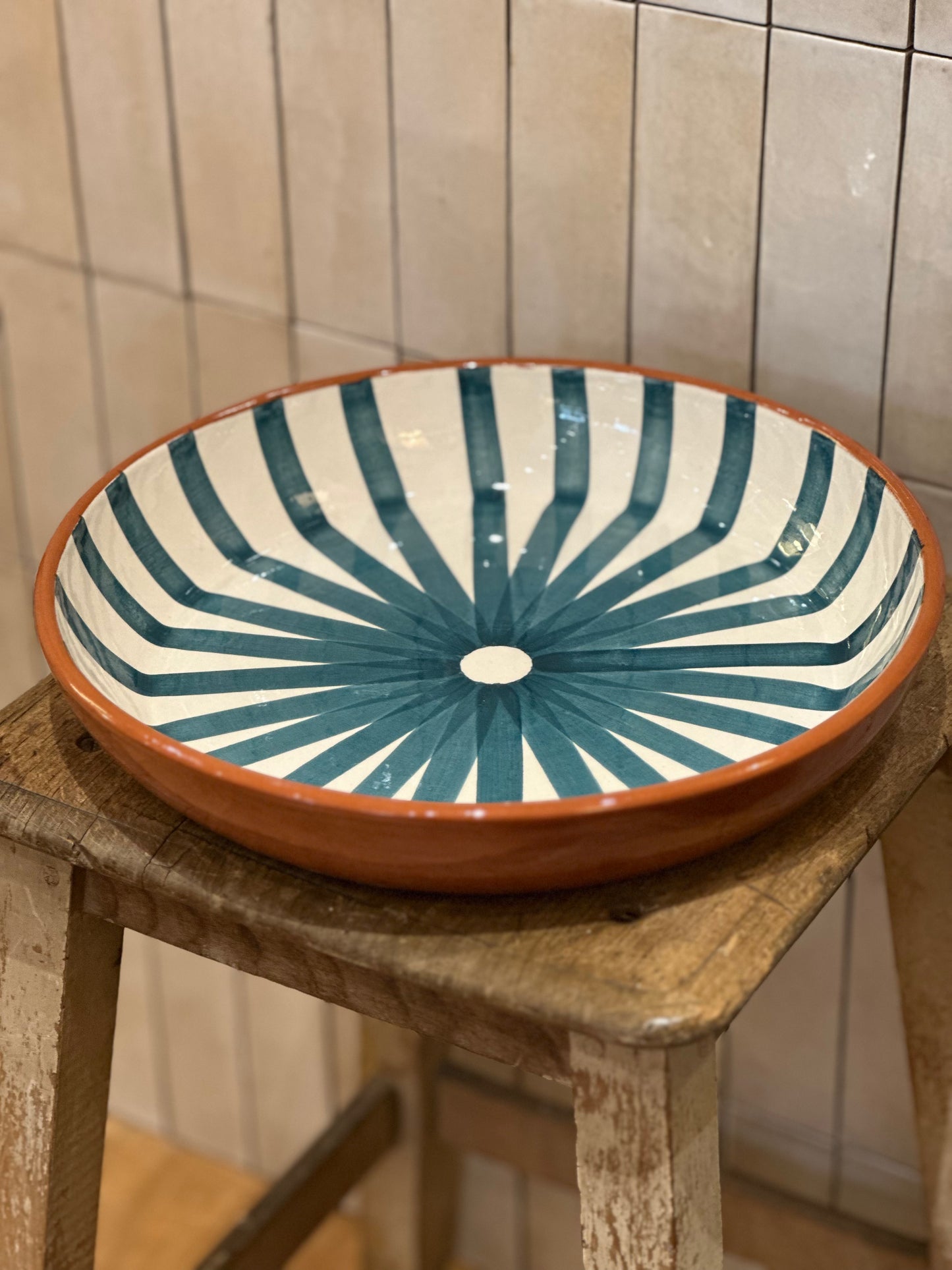Plat de service bleu