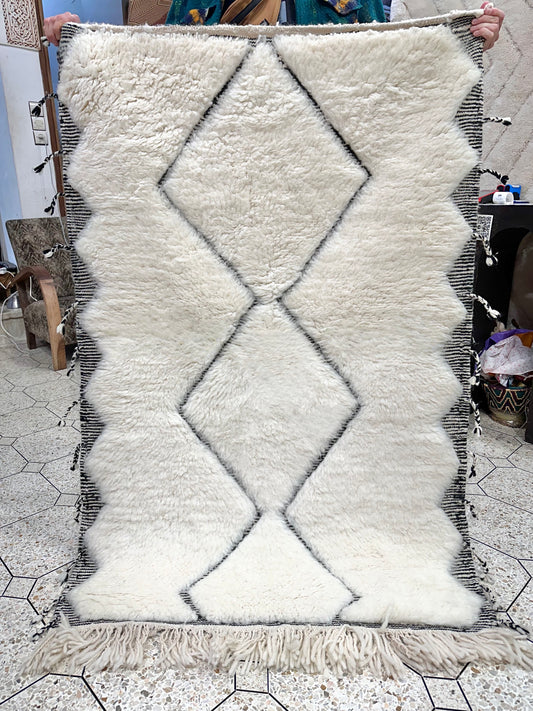 Béni Ouarain X Mrirt 105 x 160 cm  - 155