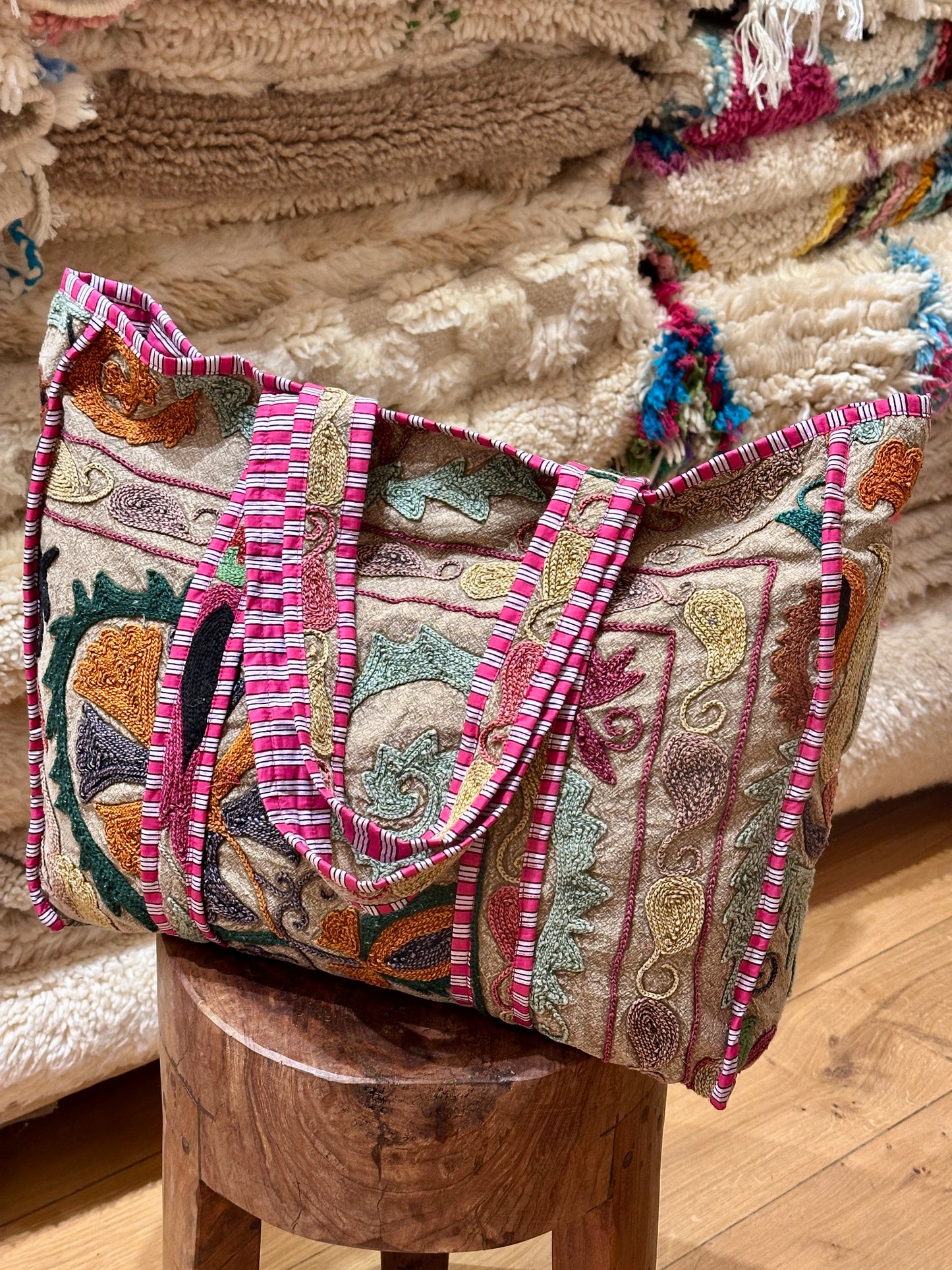 Sac Suzani rose