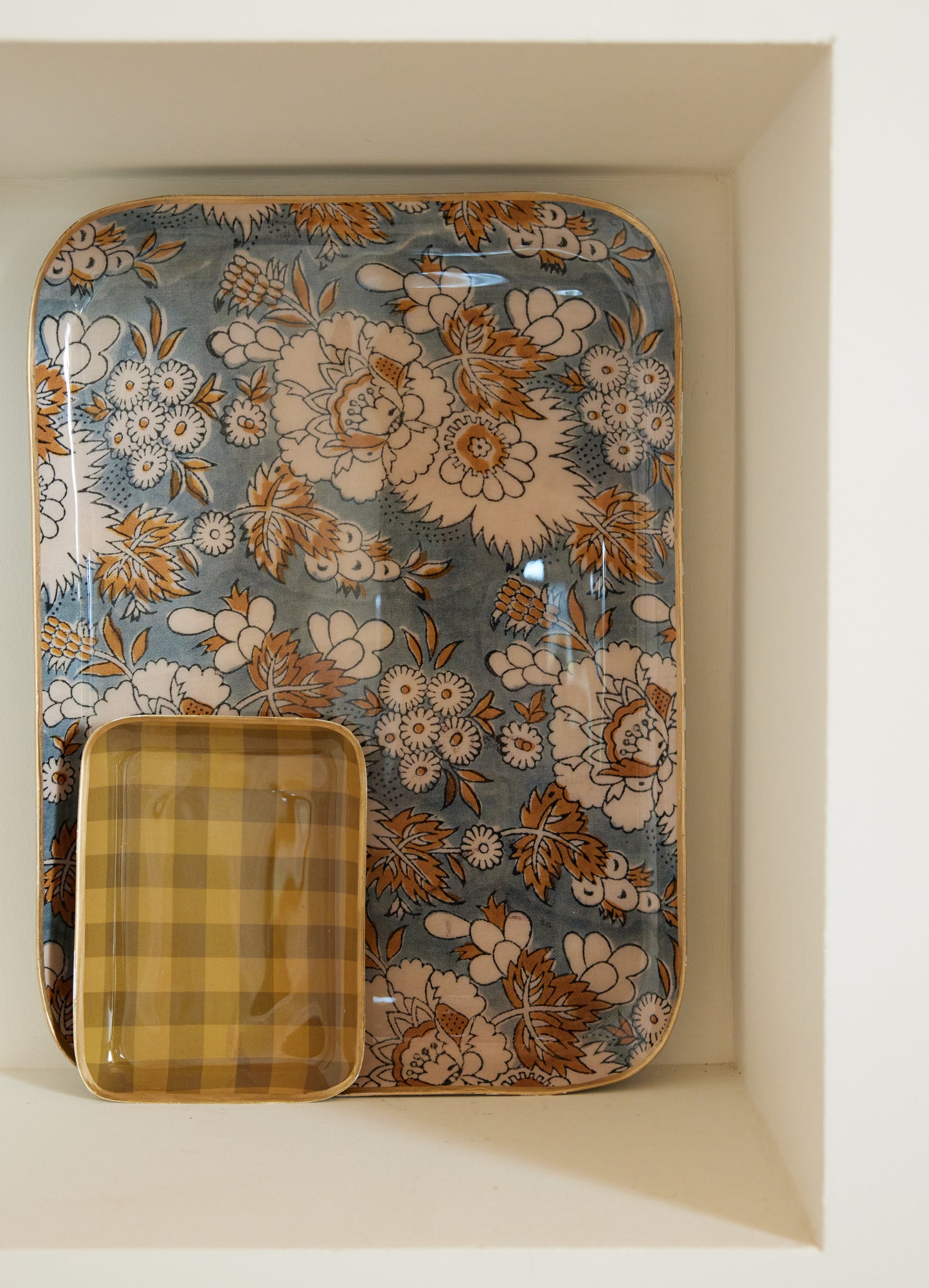 Plateau fleurs bleu L