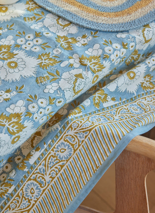 Nappe à fleurs bleu / plusieurs tailles