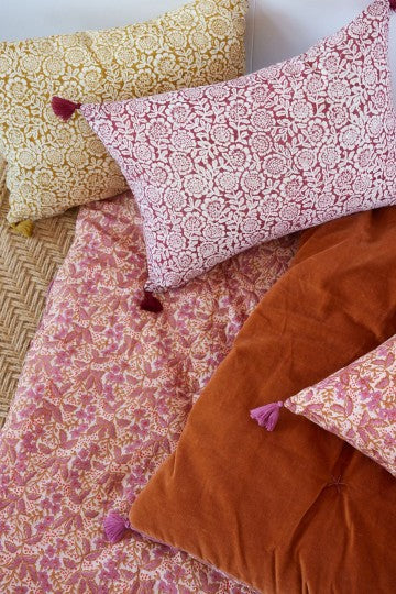 Edredon fleuri mauve