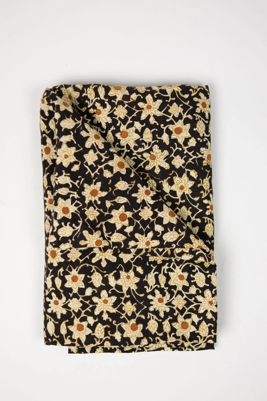 Nappe à fleurs noir marguerite