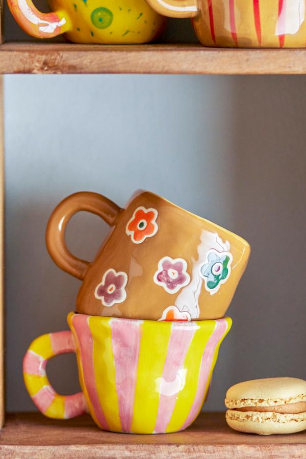 Tasse jaune et rose