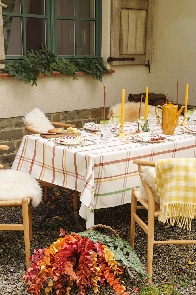 Nappe brodée