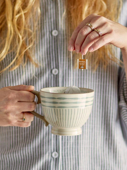 Tasse à motif bleu