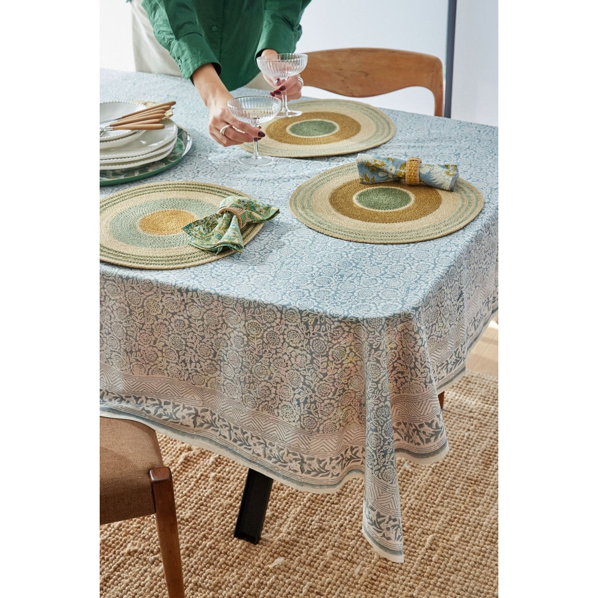Nappe à fleurs bleu gris