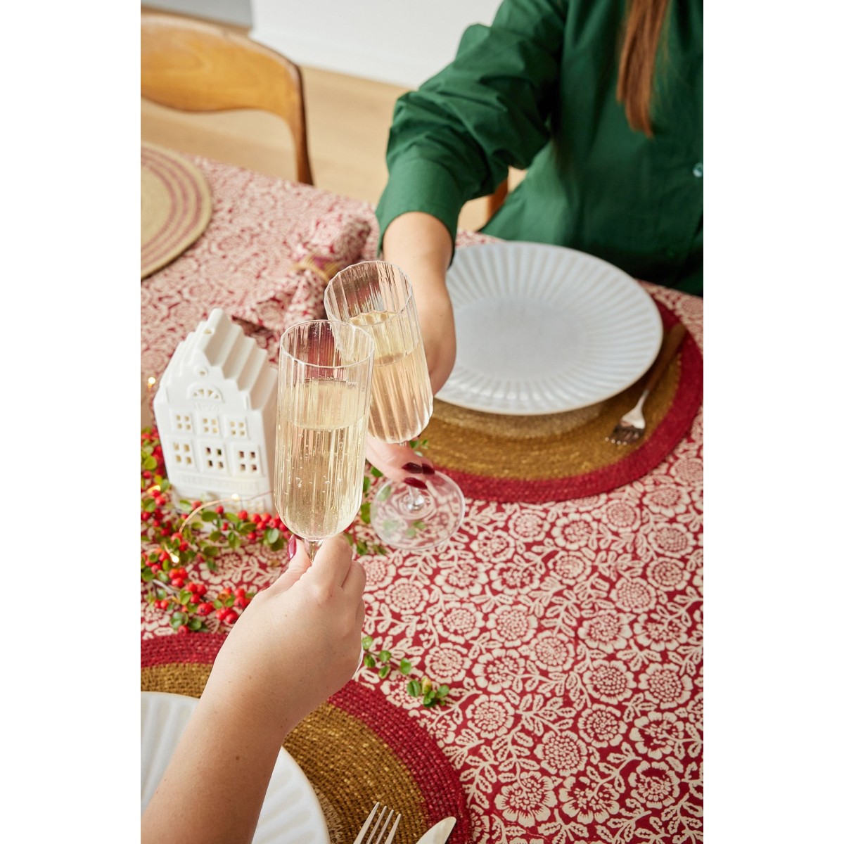 Nappe à fleurs grenat
