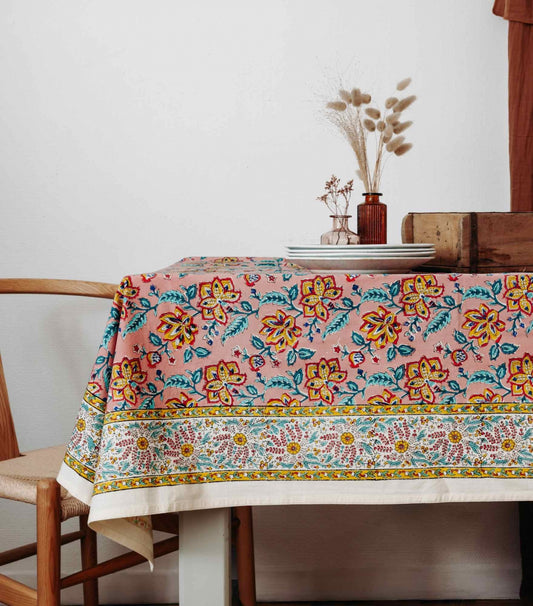 Nappe à fleurs rose