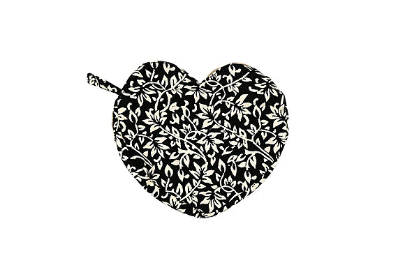 Trousse coeur feuille noir